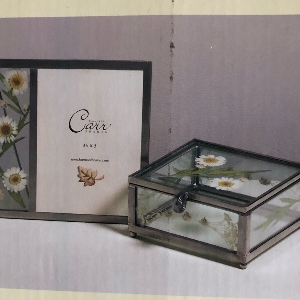 BNIB Photo frame & trinket box